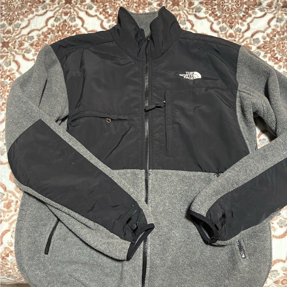 The North Face Men's Black & Gray Performance Fleece Jacket